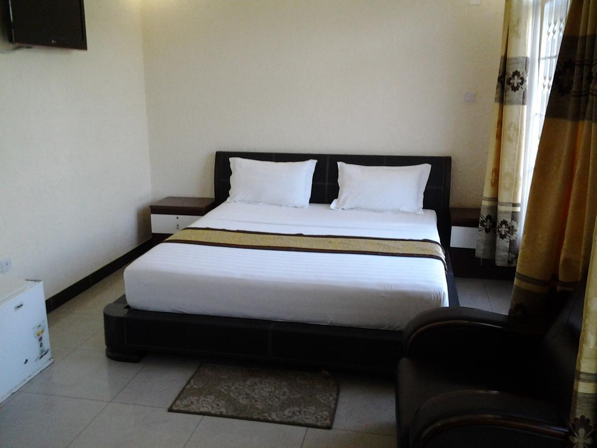Best Point Hotel Dar es Salaam Ruang foto